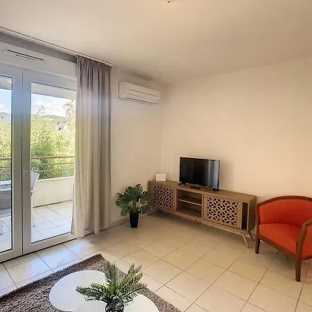 Bel F2 Climatisé Avec Terrasse, Proche Thermes Et Centre-ville, Animaux Acceptés - Fr-1-451-154 * Lamalou-les-Bains
